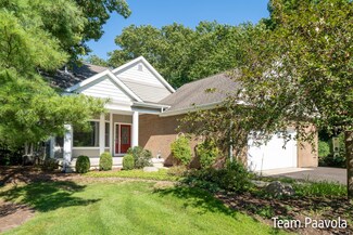1737 Clear Creek Ct NE Unit 51, Grand Rapids, MI 49505