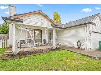33261 SW Sequoia St, Scappoose, OR 97056