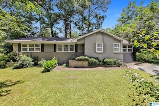 944 Reedwood Ln, Birmingham, AL 35235