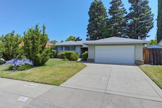 7043 Catlen Way, Sacramento, CA 95831