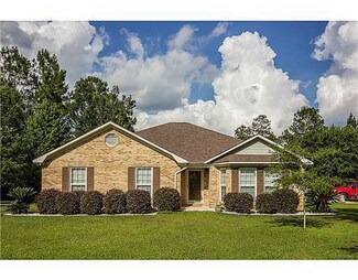 4022 Lake Wilma Rd, Moss Point, MS 39562