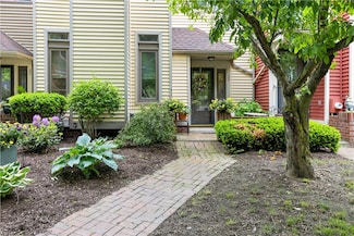 26 Cornhill Place, Rochester, NY 14608