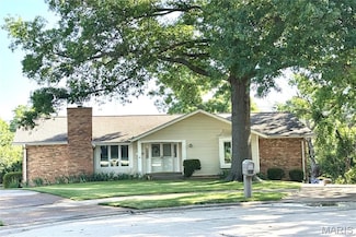 11719 Greengate Ln, Saint Louis, MO 63146