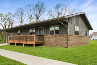 226 E Oak St, Princeton, IN 47670