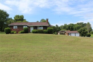 1807 S Eighty Eight Rd, Greensboro, PA 15338