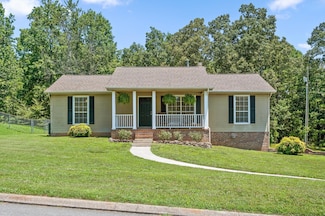 2230 N Fork Dr, Soddy Daisy, TN 37379
