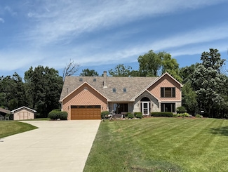 10407 Winn Rd, Richmond, IL 60071