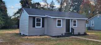 25 E Berry St, Sandston, VA 23150