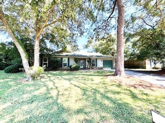 29 Rivers Bend Dr, Savannah, GA 31406