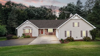 N5120 Summit Ct, Fond Du Lac, WI 54937