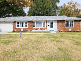 1331 Norchester Dr, Saint Louis, MO 63137