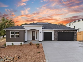 1 Thunder Rock Rd, Oroville East, CA 95966