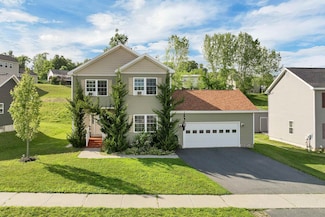 200 Butternut Rd, Hartford, VT 05001