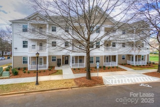 17905 Delmas Dr Unit 301, Cornelius, NC 28031