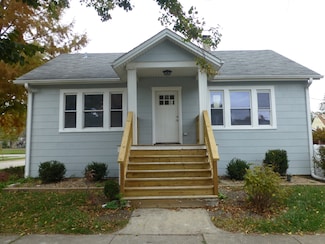 9016 Southview Ave, Brookfield, IL 60513