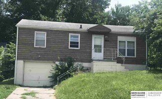 5307 N 42nd St, Omaha, NE 68111