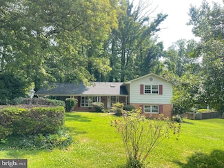 5023 Dodson Dr, Annandale, VA 22003