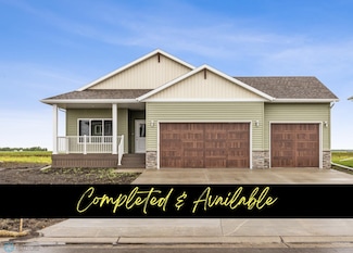 4869 Hampton Cir S, Moorhead, MN 56560