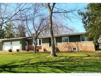 250 W Charlotte St, Ellsworth, WI 54011