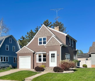 417 Pleasant St, Fond Du Lac, WI 54935