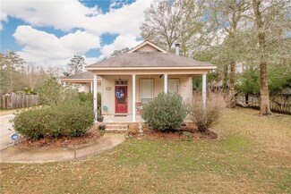 33083 Peters St, Abita Springs, LA 70420