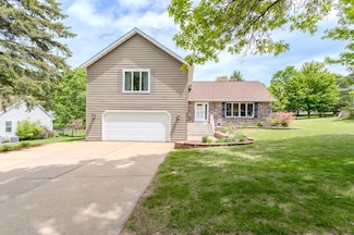 4019 Briarwood Ave, Wausau, WI 54403