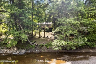 18 Miller Rd, Schroon Lake, NY 12870