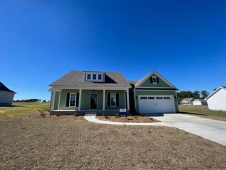 36 Mossy Oak Cir, Tifton, GA 31793