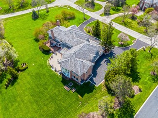 440 Glencrest Dr, Inverness, IL 60010