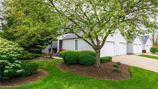 1671 Sugarbush Ct, Streetsboro, OH 44241