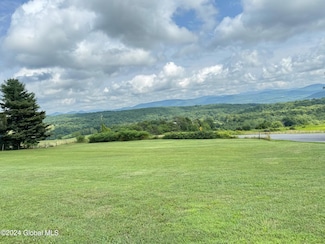 L16 County Route 28 Rd, Hebron, NY 12832