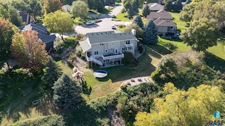 6910 E Split Rock Cir, Sioux Falls, SD 57110