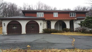 221 Dyson Rd, Swiftwater, PA 18370
