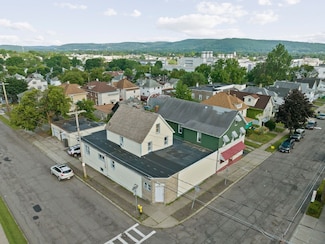 128 Squires Ave, Endicott, NY 13760