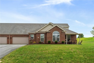 1053 Carriage Ln, Saxonburg, PA 16056