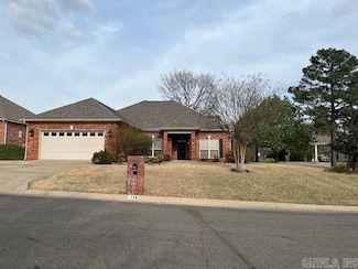 114 Sand Pebble St, Hot Springs National Park, AR 71913