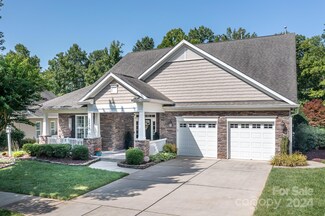 12420 Meetinghouse Dr, Cornelius, NC 28031