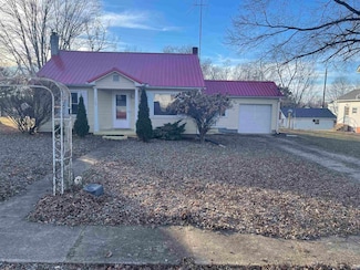 318 Christian St, Worthington, IN 47471