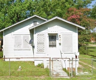 19 N G St, Pensacola, FL 32502