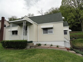 424 Utah Ln, Chester, WV 26034