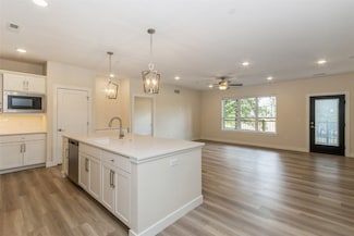 1953 1st Ave SE Unit 205, Cedar Rapids, IA 52402