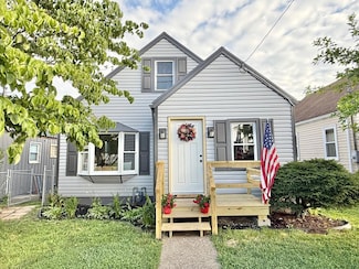 1707 7th St, Moundsville, WV 26041