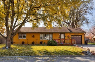 816 W South St, Winterset, IA 50273