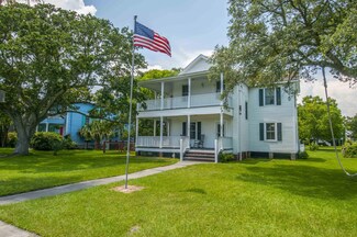 1738 Middle St, Sullivans Island, SC 29482