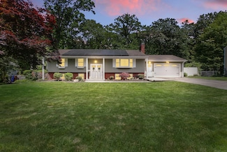 23 Lawncrest Rd, Enfield, CT 06082