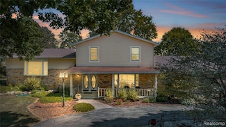 2762 N Harris Rd, Ypsilanti, MI 48198