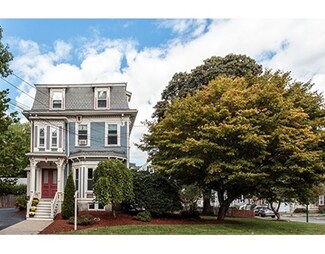 147 W Wyoming Ave, Melrose, MA 02176