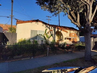 2145 Pine Ave, Long Beach, CA 90806