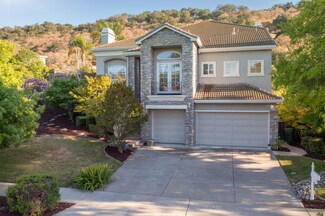 952 Foothill Dr, San Jose, CA 95123
