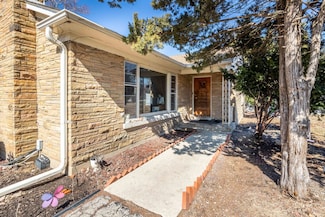 0N510 Gary Ave, Wheaton, IL 60187